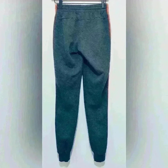 Adidas Women’s 3 Stripe Cotton Fleece Sweatpants Jogger, Size XS, Gray w/ Mango - Picture 2 of 16